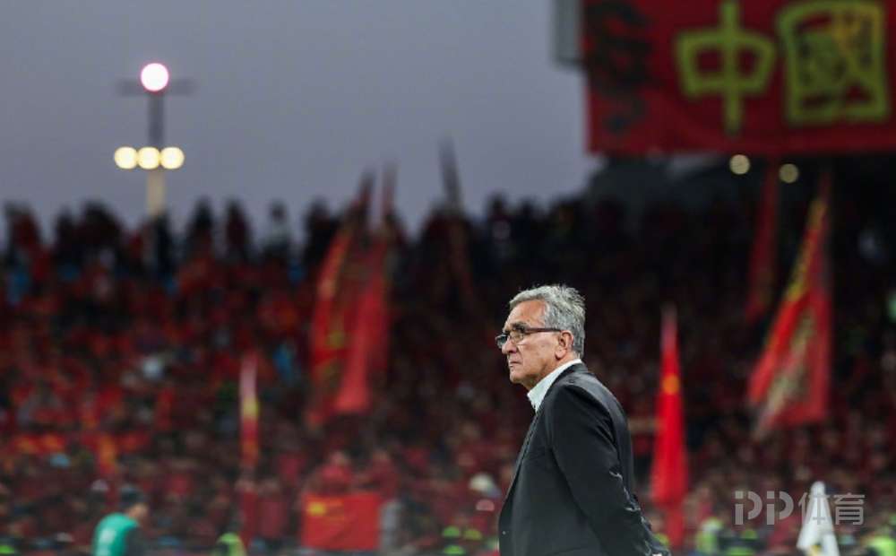 知名艺人质,问共享单车,停放秩序,一号娱乐,一号娱乐入口,一号娱乐官方入口,一号娱乐官方网址